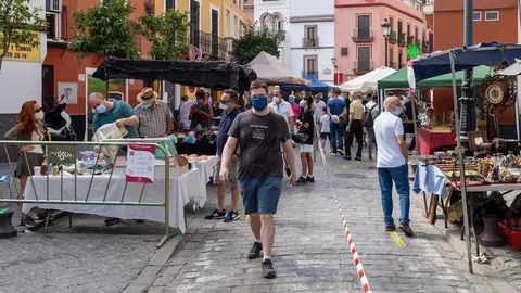 Vuelve el 'Mercadillo del Jueves', de la calle Feria,  