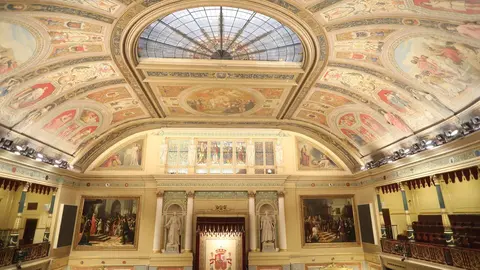 Plano general del techo y la parte superior del hemiciclo del Congreso de los Diputados