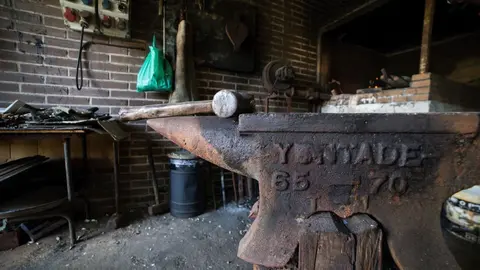 Taller de artesan&iacute;a. Archivo.
