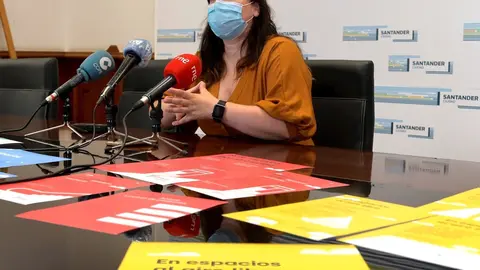 La concejala de Medio Ambiente en la presnetaci&oacute;n de la campa&ntilde;a