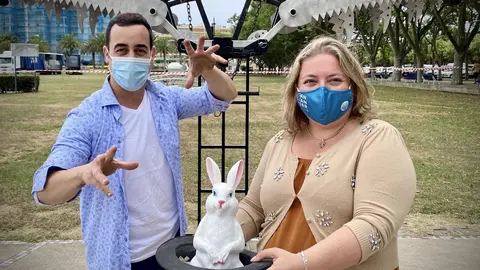 Ra&uacute;l Alegr&iacute;a y la concejala Lorena Guti&eacute;rrez