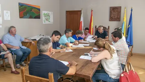 Pleno Ayuntamiento Hazas de cesto