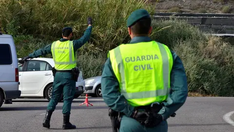 detenidos-dos-agentes-de-la-guardia-civil-acusados-de-robar-hachis-a-unos-narcos
