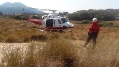 Helic&oacute;ptero 112 en Berria, Santo&ntilde;a
