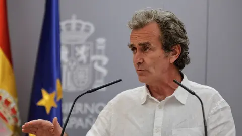 El director del Centro de Coordinaci&oacute;n de Alertas y Emergencias Sanitarias (CCAES), Fernando Sim&oacute;n, durante una rueda de prensa para informar de la evoluci&oacute;n de la COVID-19, en Madrid (Espa&ntilde;a), a 16 de julio de 2020.