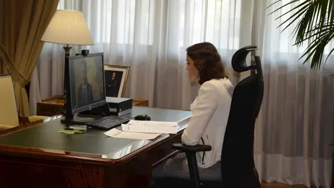 La ministra de Industria, Comercio y Turismo, Reyes Maroto, durante su participaci&oacute;n de forma telem&aacute;tica en 'Invest in Cities'.