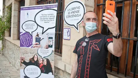 Antonio P&eacute;rez y el proyecto 'Selfie'