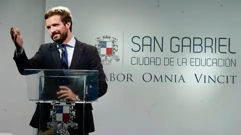El presidente del PP, Pablo Casado, durante su intervenci&oacute;n en la VIII Edici&oacute;n del curso de verano 'Prensa y Poder', organizado por el Colegio San Gabriel, en Aranda del Duero (Burgos).