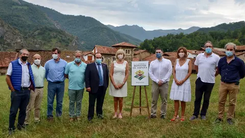 Acto de proclamaci&oacute;n de Mogrovejo como uno de los pueblos m&aacute;s bonitos de Espa&ntilde;a