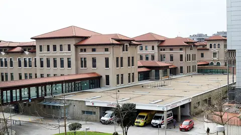 Ambulancias en el Hospital Marqu&eacute;s de Valdecilla 