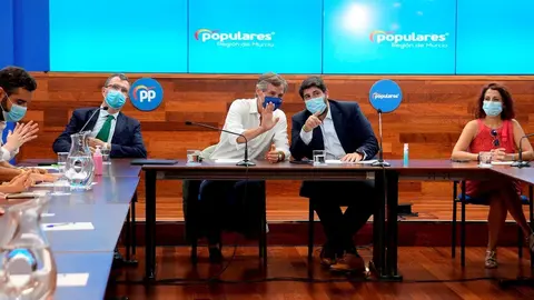 Jornadas de alcaldes PP celebrada en Murcia. Asiste el alcalde de Murcia, Jos&eacute; Ballesta; el vicesecretario de Pol&iacute;tica Territorial del PP, Antonio Gonz&aacute;lez Terol; y el presidente de la Comunidad, Fernando L&oacute;pez Miras