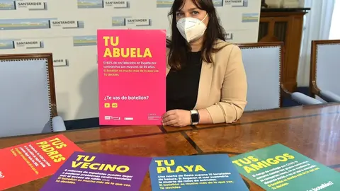 Concejala de Juventud presenta la campa&ntilde;a T&uacute; decides contra el botell&oacute;n (archivo)