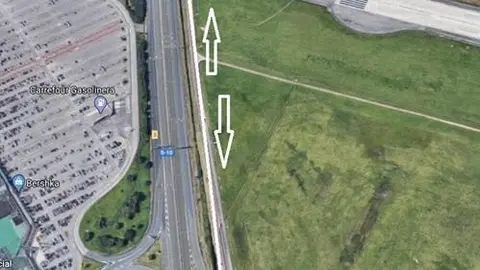 Cantabria ConBici pide al Ayuntamiento de Camargo que haga de doble sentido el tramo del carril bici del aeropuerto que discurre paralelo a la autov&iacute;a