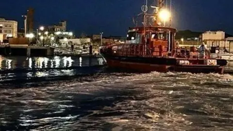 Embarcaci&oacute;n de Salvamento Mar&iacute;timo.