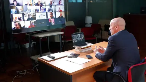El presidente de la RFEF Luis Rubiales se re&uacute;ne telem&aacute;ticamente con los presidentes de las federaciones territoriales