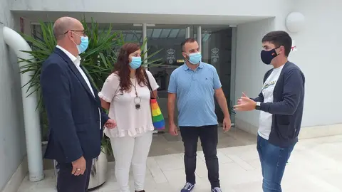 Encuentro de Cs con representantes de ALEGA