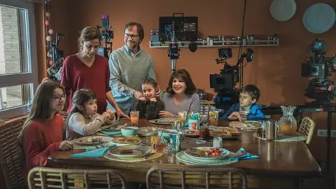 Rodaje de 'Padre no hay m&aacute;s que uno 2'.