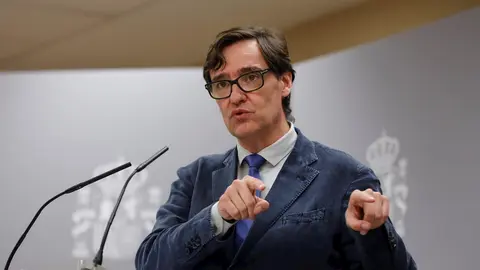El ministro de Sanidad, Salvador Illa, en rueda de prensa tras la reuni&oacute;n del Consejo Interterritorial del Servicio Nacional de Salud.
