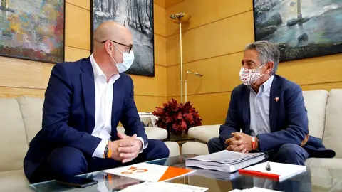 El presidente Revilla y el portavoz parlamentario de Cs, F&eacute;lix Alvarez