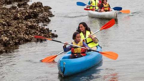 SERVICIO GRATUITO DE PRESTAMO DE PIRAGUAS Y PADDLE SURF EN PUNTA PARAYAS
