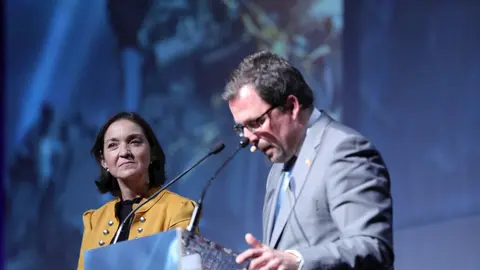 El secretario general de Industria y de la Peque&ntilde;a y Mediana Empresa, Ra&uuml;l Blanco D&iacute;az,  junto a la ministra de Industria, Comercio y Turismo, Reyes Maroto, 