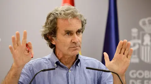 El director del Centro de Coordinaci&oacute;n de Alertas y Emergencias Sanitarias (CCAES), Fernando Sim&oacute;n, durante una comparecencia ante los medios para informar de las &uacute;ltimas novedades respecto a la crisis sanitaria del Covid-19. En Madrid, a 17 de agosto