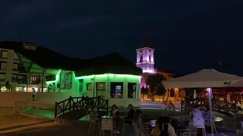 Vista noctuna de Noja