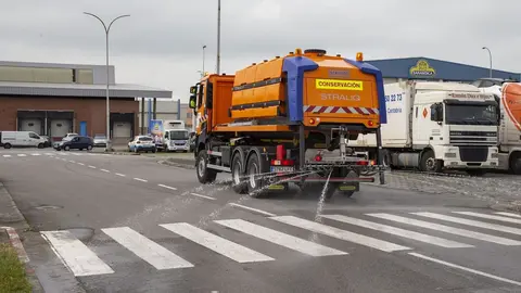 Desinfecci&oacute;n zonas concurridas de Cantabria por el Covid