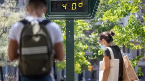 Termina el episodio de calor intenso que ha dejado m&aacute;s de 43&ordm;C y llegan temperaturas m&aacute;s llevaderas regadas de tormentas