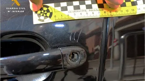 Nota De Prensa Guardia Civil Detiene Una Mujer Robos Interior Veh&iacute;culos Playas