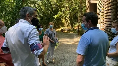 12:30.- Ramales de la Victoria. El vicepresidente y consejero de Universidades, Igualdad, Cultura y Deporte, Pablo Zuloaga, visita las obras de la cueva de Cullalvera y el inicio de las obras de Covalanas. 25 de agosto de 2020 &copy; Ra&uacute;l Lucio