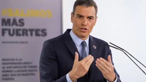El presidente del Gobierno, Pedro S&aacute;nchez, ofrece una rueda de prensa al t&eacute;rmino de la primera reuni&oacute;n del Consejo de Ministros en Moncloa tras el periodo estival en la que informa sobre la actualidad del Covid-19 en Espa&ntilde;a, en Madrid (Espa&ntilde;a), a 25 de ag
