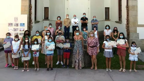 Pi&eacute;lagos entrega los premios del concurso escolar 'S&eacute; responsable y todo saldr&aacute; bien'