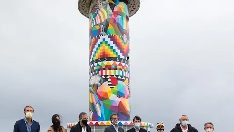 Inauguraci&oacute;n de la intervenci&oacute;n de Okuda en el faro de Ajo (archivo)