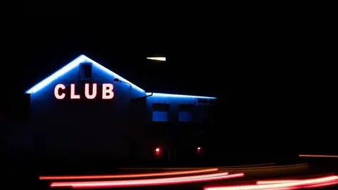 5EE4E824-442C-4B0E-AF84-B29A52C0B542