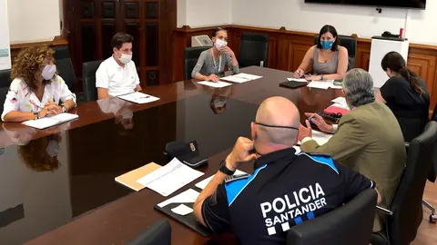 Reuni&oacute;n de la alcaldesa de Santander, Gema Igual, con colegios
