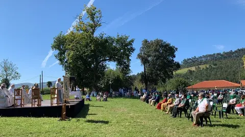 Pi&eacute;lagos celebra la festividad de su patrona, la Virgen de Valencia, con una misa mayor al aire libre