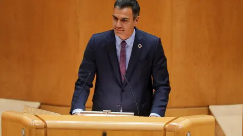 El presidente del Gobierno, Pedro S&aacute;nchez, comparece ante el Pleno del Senado, tras el par&oacute;n estival, en Madrid (Espa&ntilde;a), a 8 de septiembre de 2020. S&aacute;nchez comparece a petici&oacute;n propia en la C&aacute;mara Alta para explicar las l&iacute;neas generales de actuaci&oacute;n del 