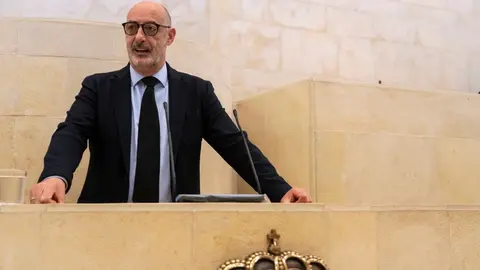 Cs pregunta c&oacute;mo van a asumir los ayuntamientos la limpieza de los colegios si no pueden disponer de los remanentes