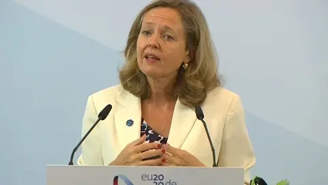 La vicepresidenta Nadia Calvi&ntilde;o.