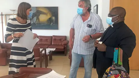 La consejera de Presidencia, Justicia, Interior y Acci&oacute;n Exterior, Paula Fern&aacute;ndez, se re&uacute;ne con el alcalde de Valderredible, Fernando Fern&aacute;ndez