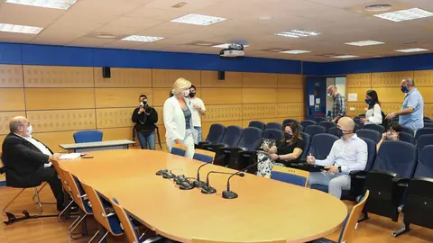 Reuni&oacute; de la consejera con la Junta de Personal Docente