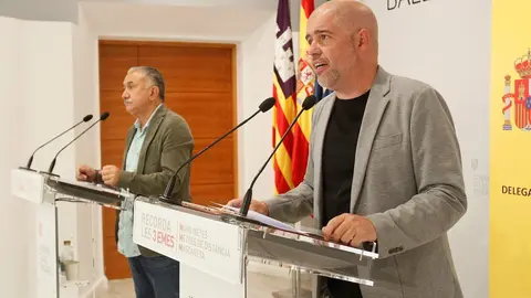(I-D) El secretario general de UGT y el de CCOO, Pepe &Aacute;lvarez y Unai Sordo, en una imagen de archivo