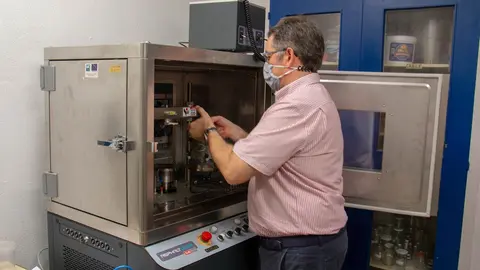 El catedr&aacute;tico de la UC Daniel Castro