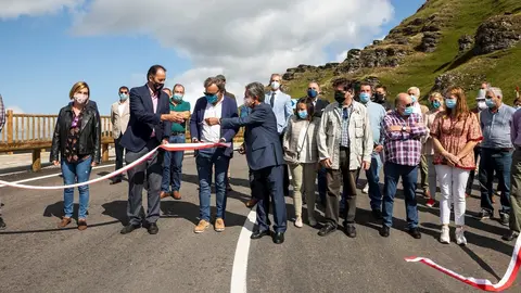 Inauguraci&oacute;n de la carretera entre Vega de Pas y Estacas de Trueba