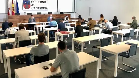 Reuni&oacute;n del Patronato de Oyambre