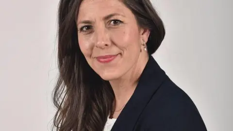 &Aacute;frica &Aacute;lvarez