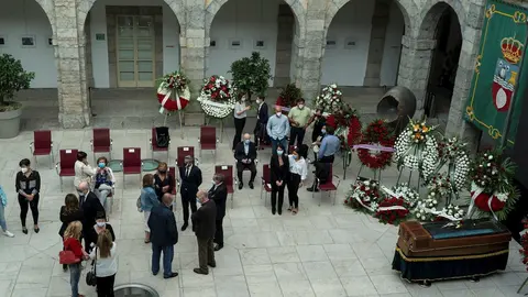 Capilla ardiente de Jaime Blanco en el Parlamento de Cantabria