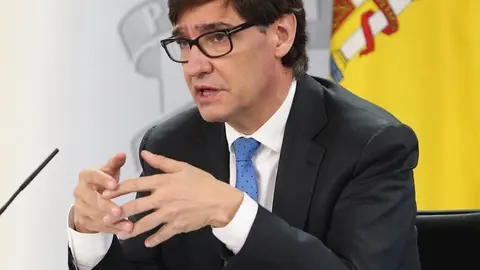 El ministro de Sanidad, Salvador Illa, interviene durante la rueda de prensa posterior a la reuni&oacute;n interministerial conjunta de Educaci&oacute;n y Sanidad donde han analizado el inicio del curso escolar. En Madrid, (Espa&ntilde;a), a 24 de septiembre de 2020.