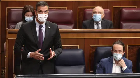 El presidente del Gobierno, Pedro S&aacute;nchez, interviene durante la sesi&oacute;n de control al Gobierno en el Congreso
